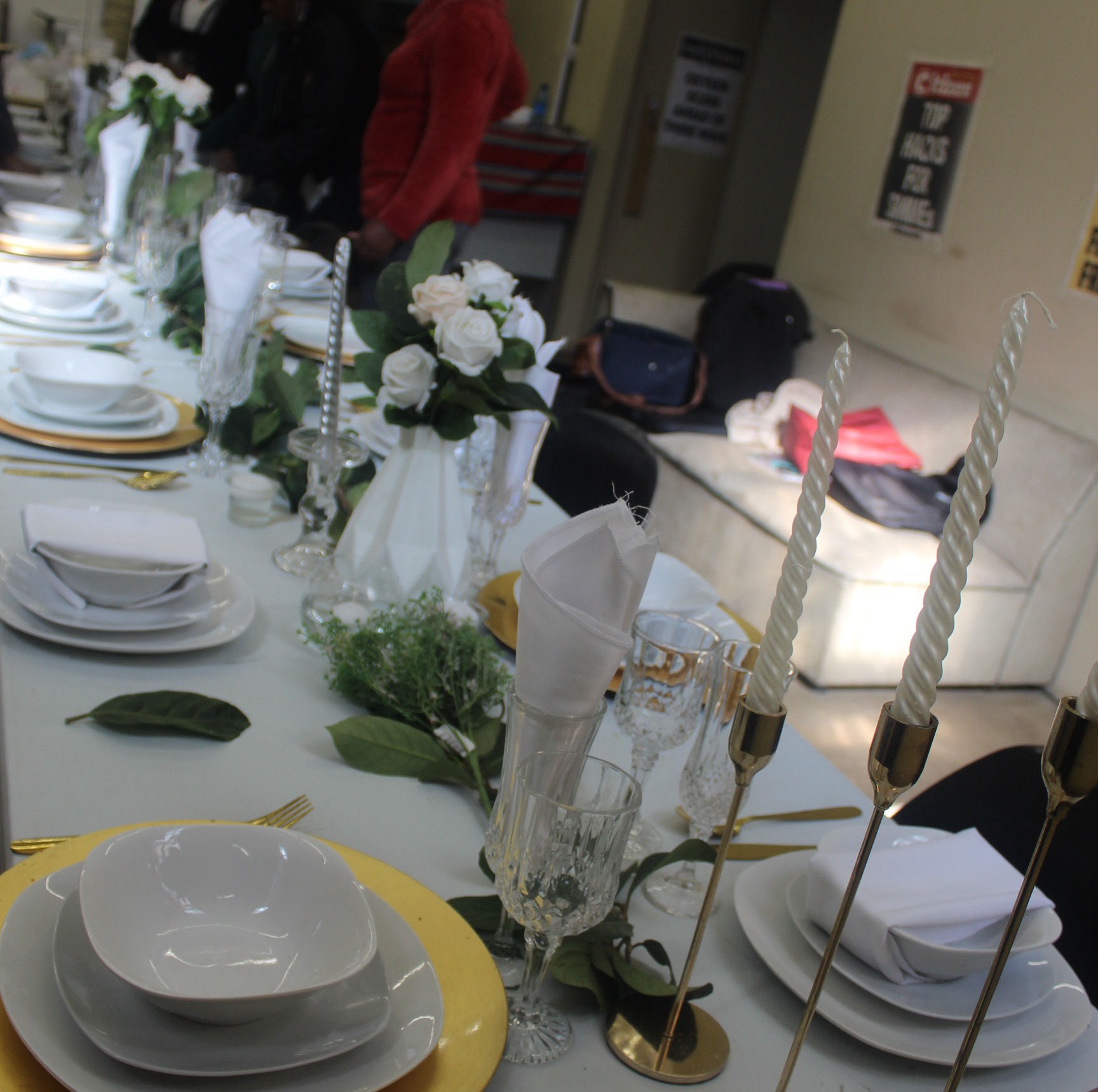 A table decorated by some of the Décor students
